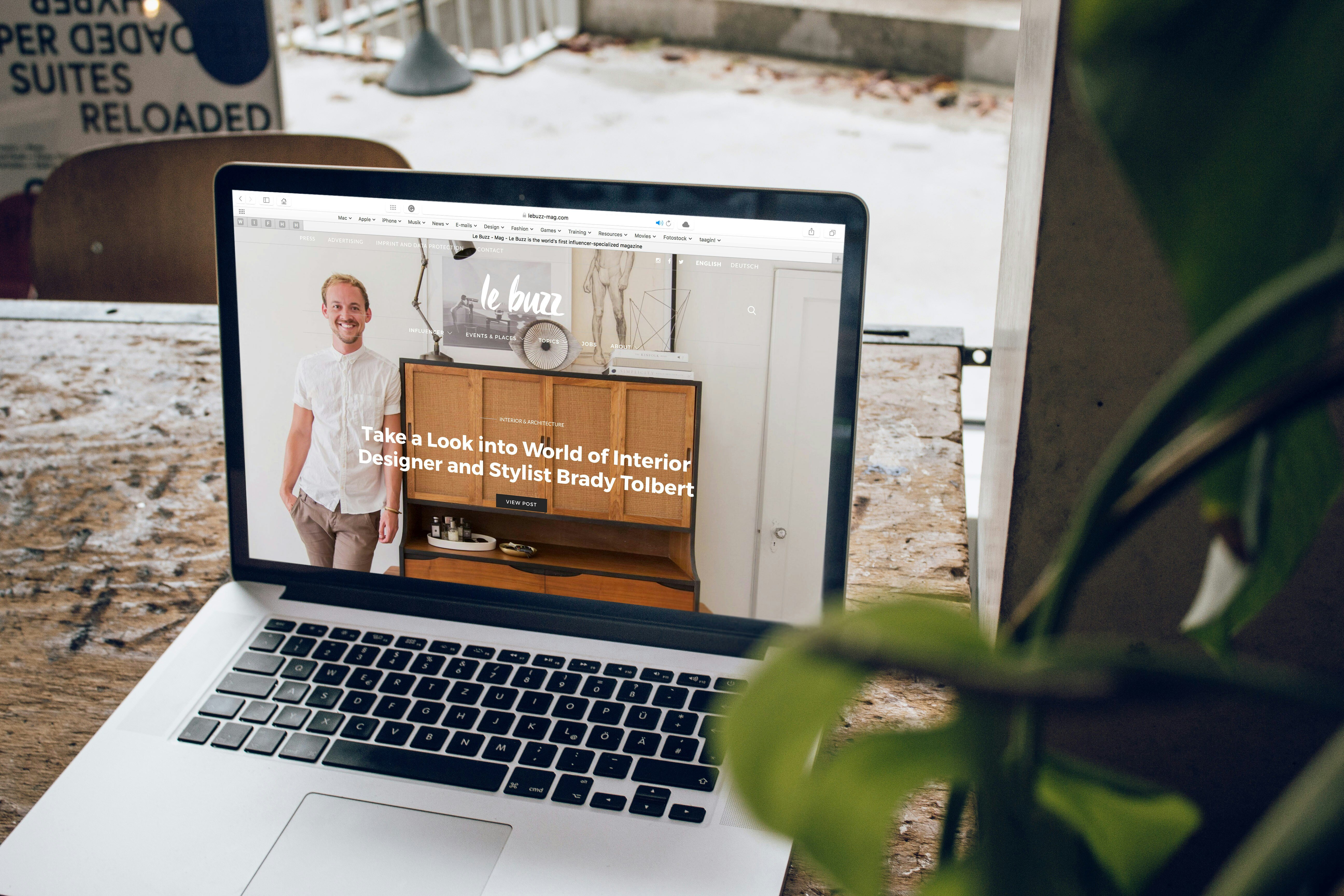 The Best Alternative to Wix and Squarespace for Your Online Portfolio